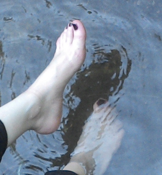 waterfeet2