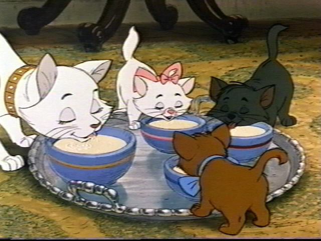 aristocats-drinking.jpg